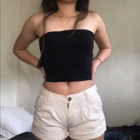 Cream Shorts - Picture 4 of 4